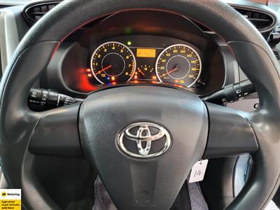 2010 Toyota Wish - Thumbnail