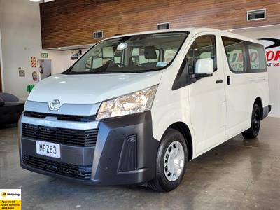 2019 Toyota Hiace - Thumbnail