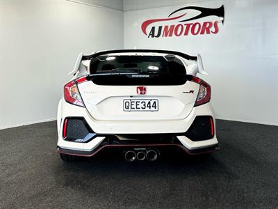 2018 Honda Civic - Thumbnail