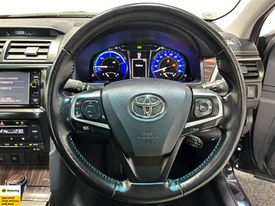 2015 Toyota Camry - Thumbnail