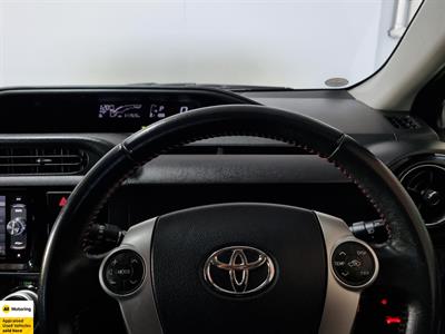 2014 Toyota Aqua - Thumbnail