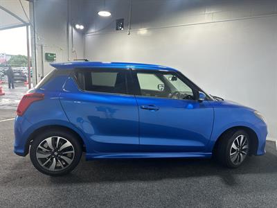 2017 Suzuki Swift - Thumbnail