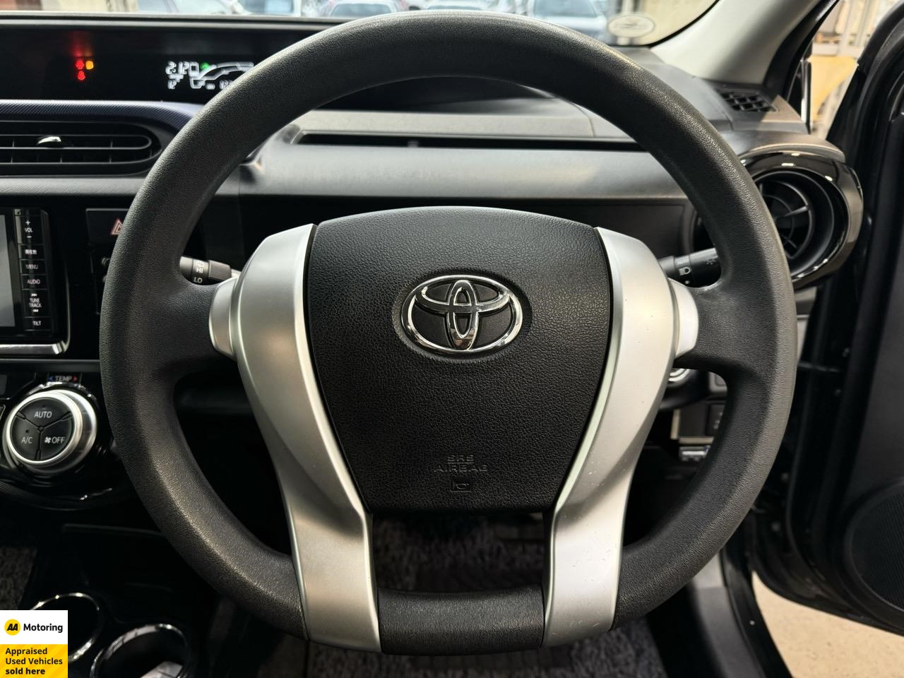 2015 Toyota Aqua