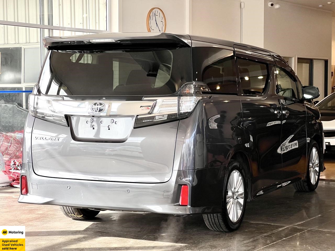 2015 Toyota Vellfire