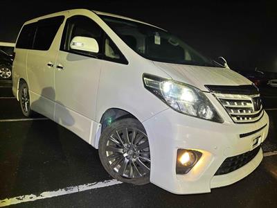 2013 Toyota Alphard