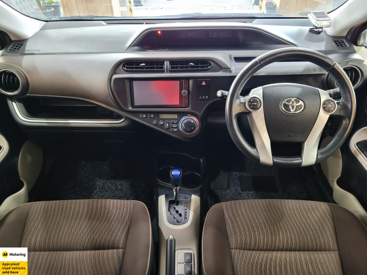 2013 Toyota Aqua