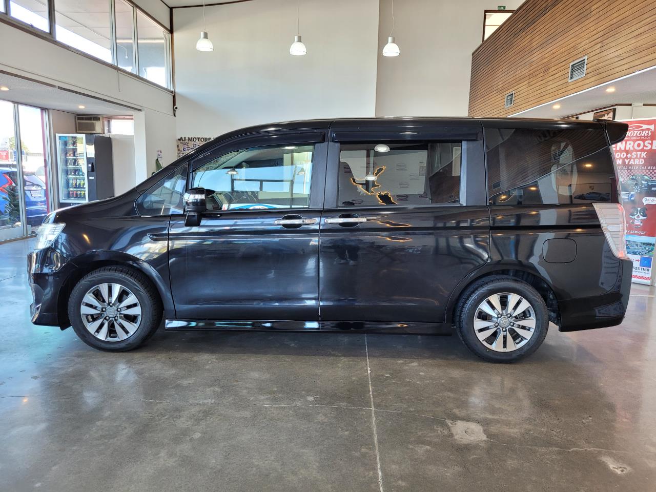 2013 Honda STEPWAGON