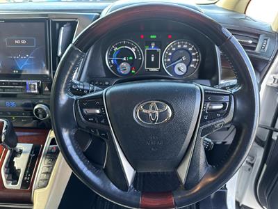 2017 Toyota Vellfire - Thumbnail