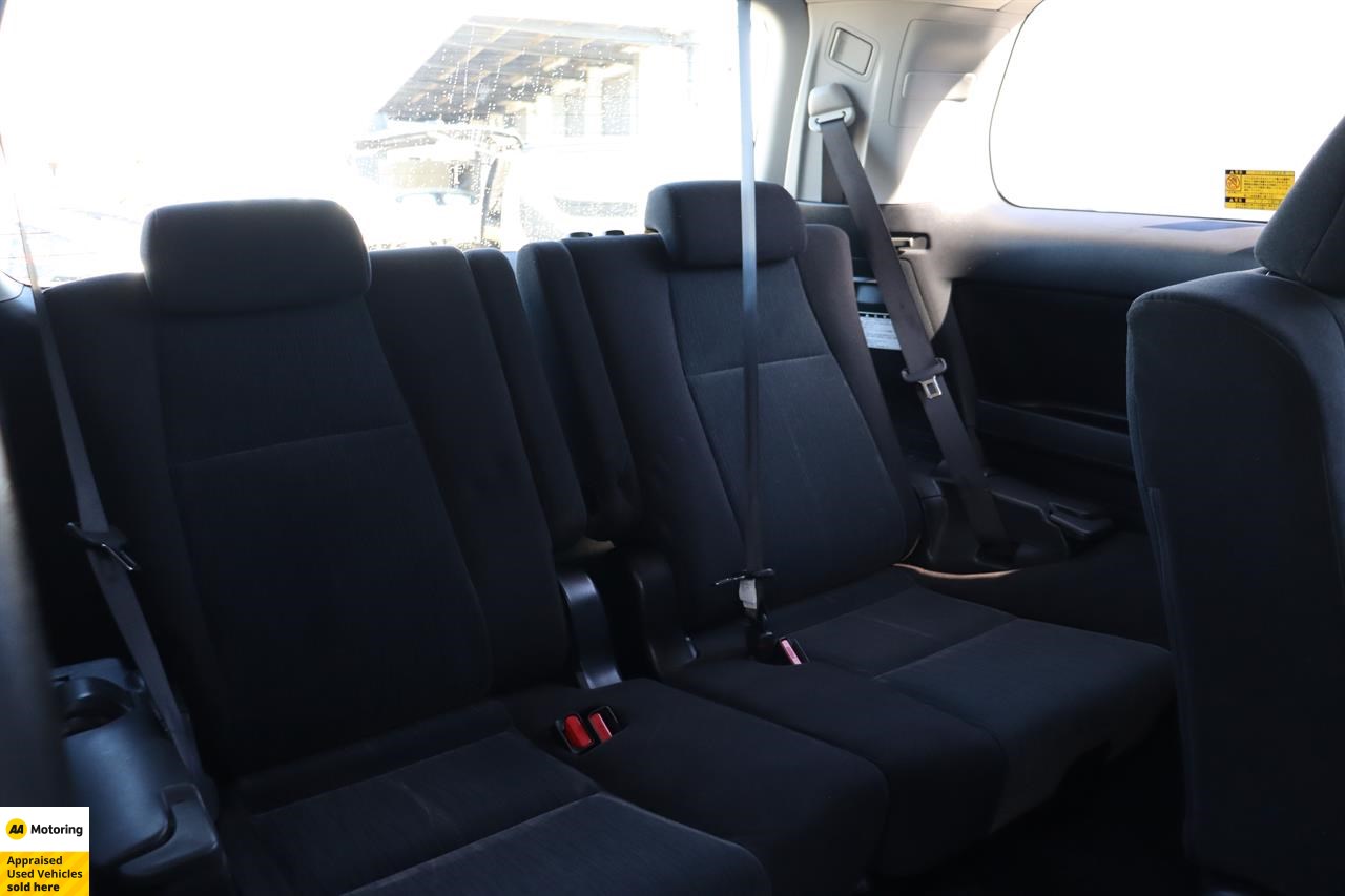 2013 Toyota Vellfire