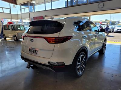 2019 Kia Sportage - Thumbnail