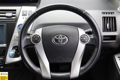 2013 Toyota Prius - Thumbnail