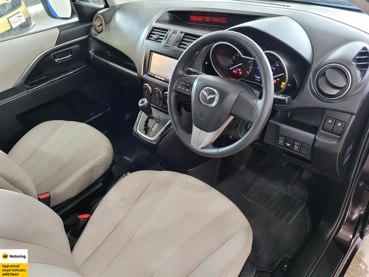 2013 Mazda Premacy