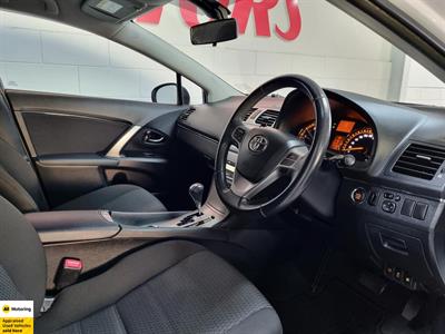 2015 Toyota Avensis - Thumbnail