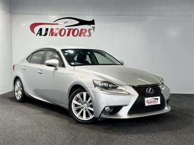 2013 Lexus IS 300h