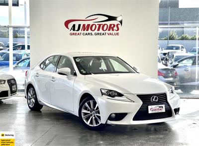 2013 Lexus IS 300h