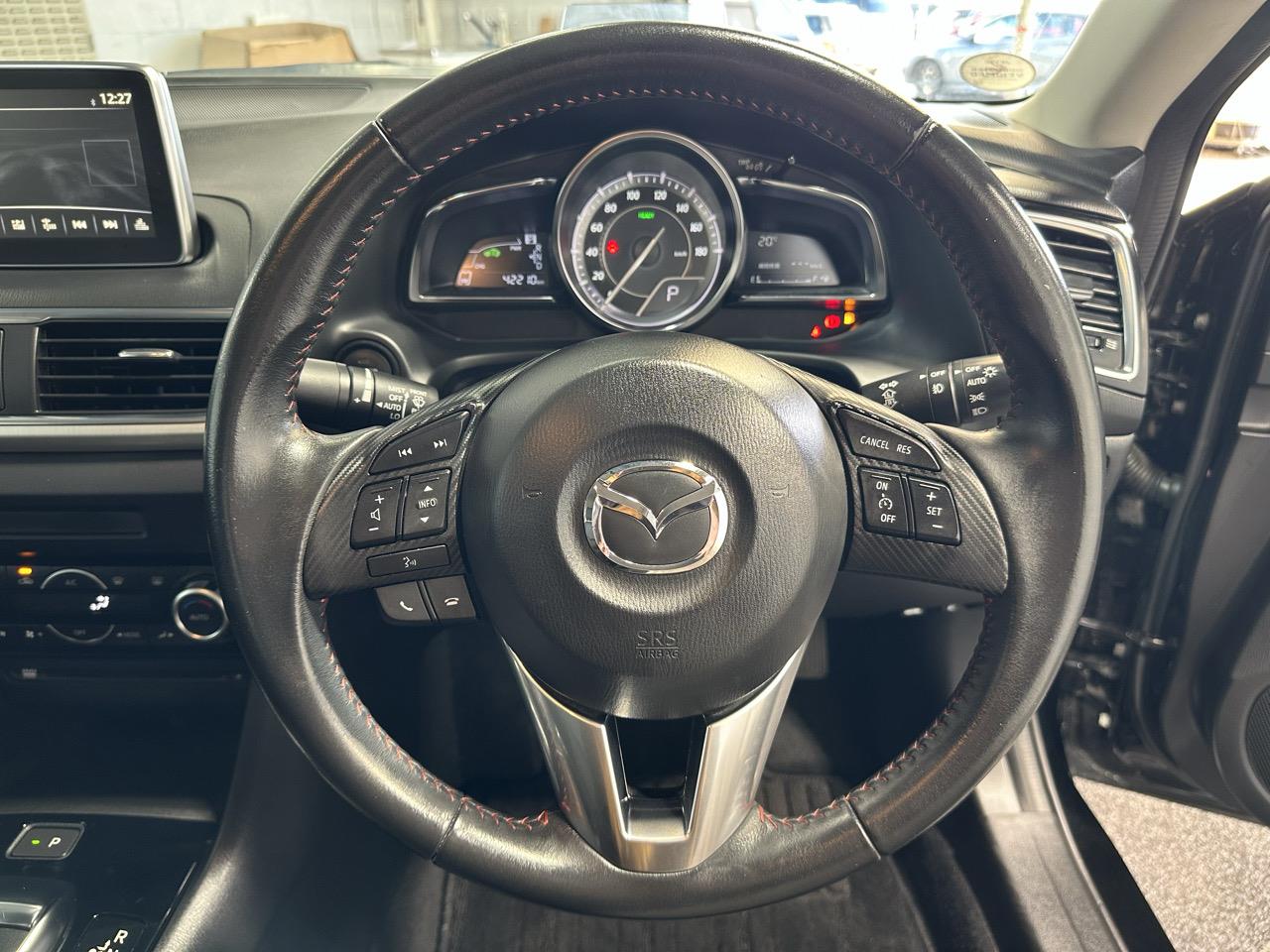 2014 Mazda Axela