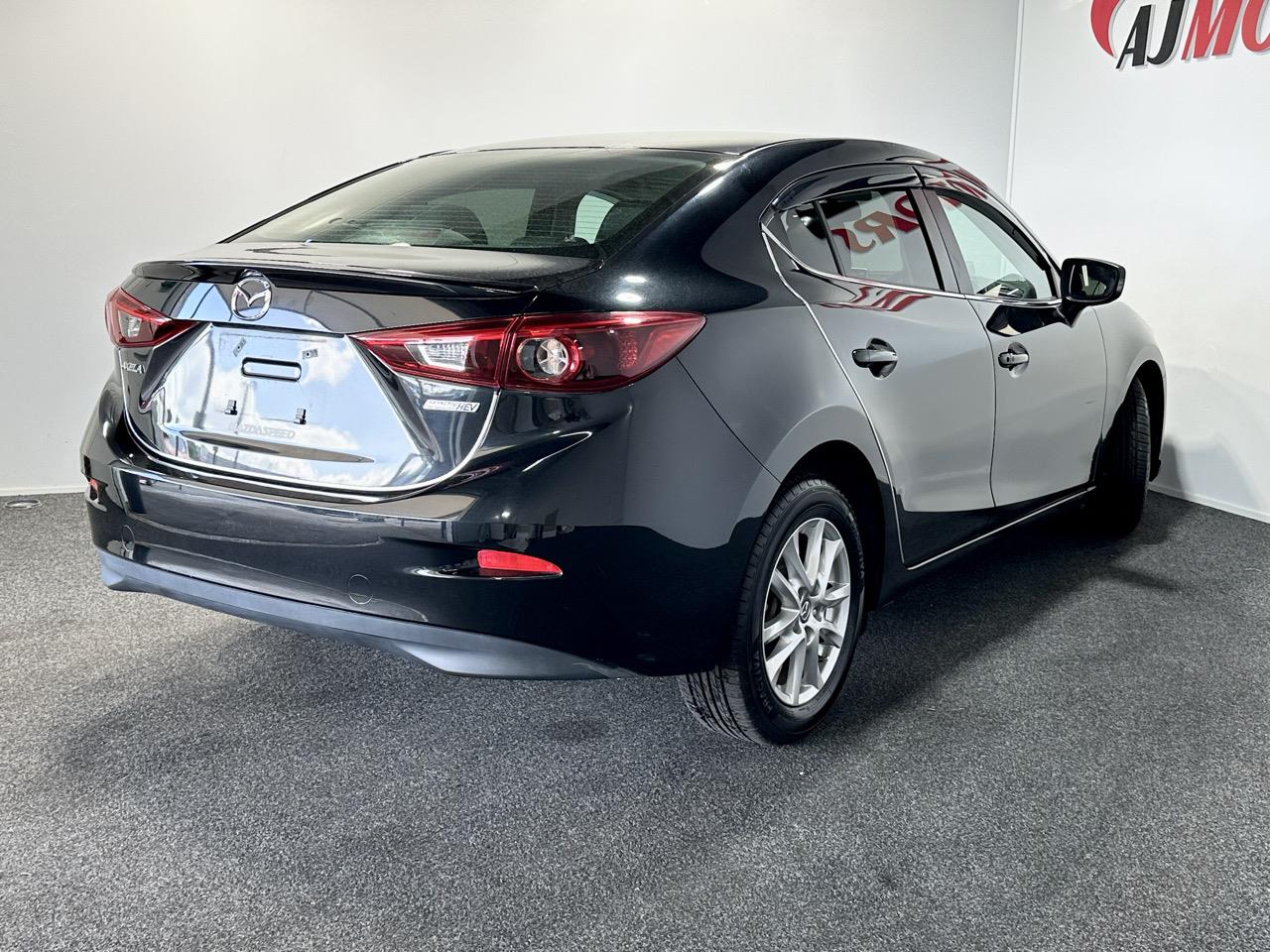 2014 Mazda Axela