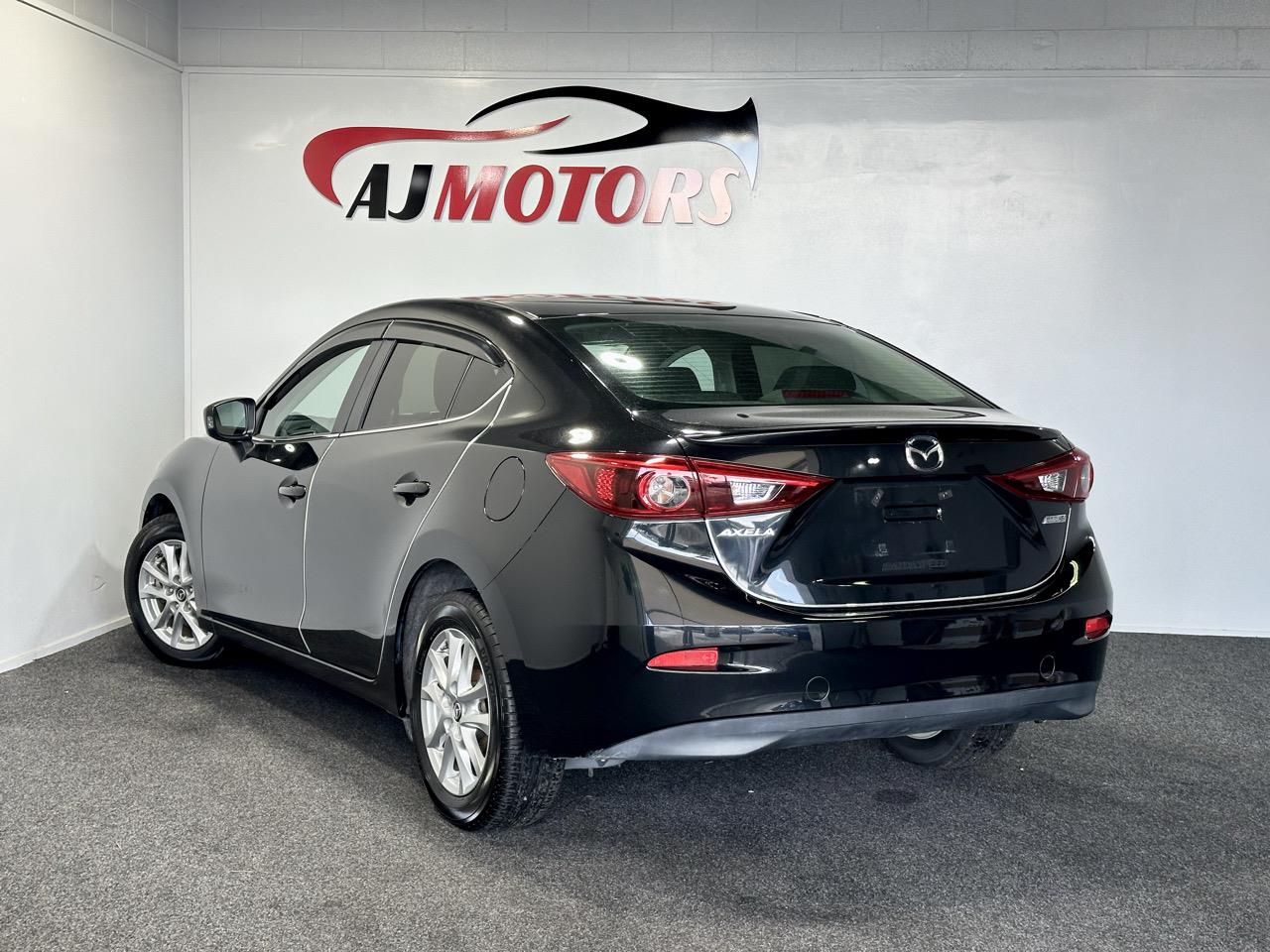 2014 Mazda Axela