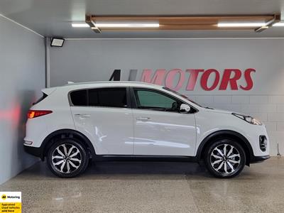 2016 Kia Sportage - Thumbnail