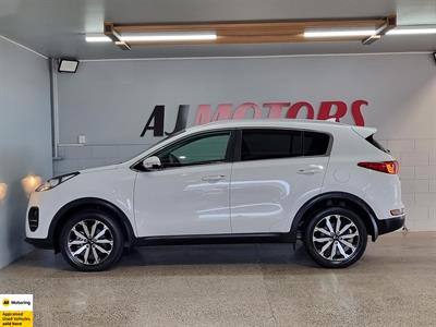 2016 Kia Sportage - Thumbnail