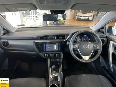 2019 Toyota Corolla - Thumbnail