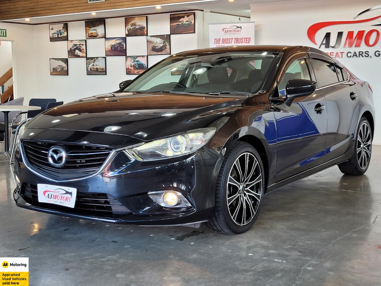 2014 Mazda Atenza