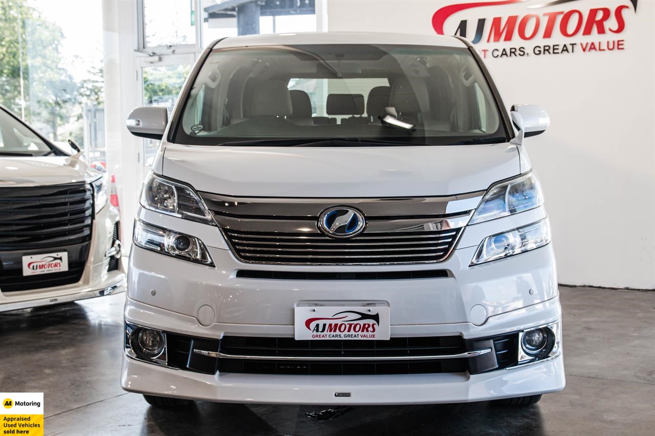 2013 Toyota Vellfire