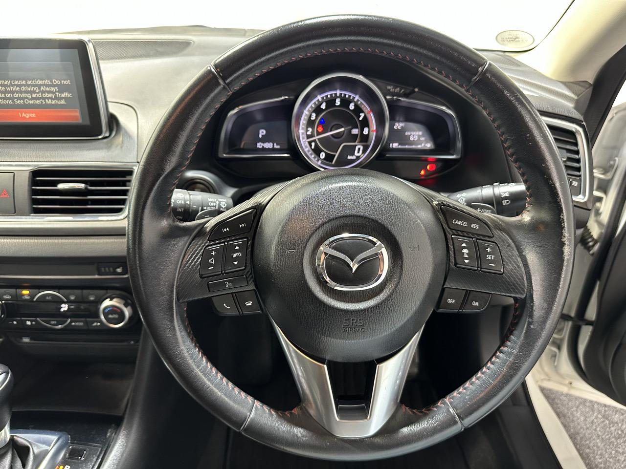 2015 Mazda Axela