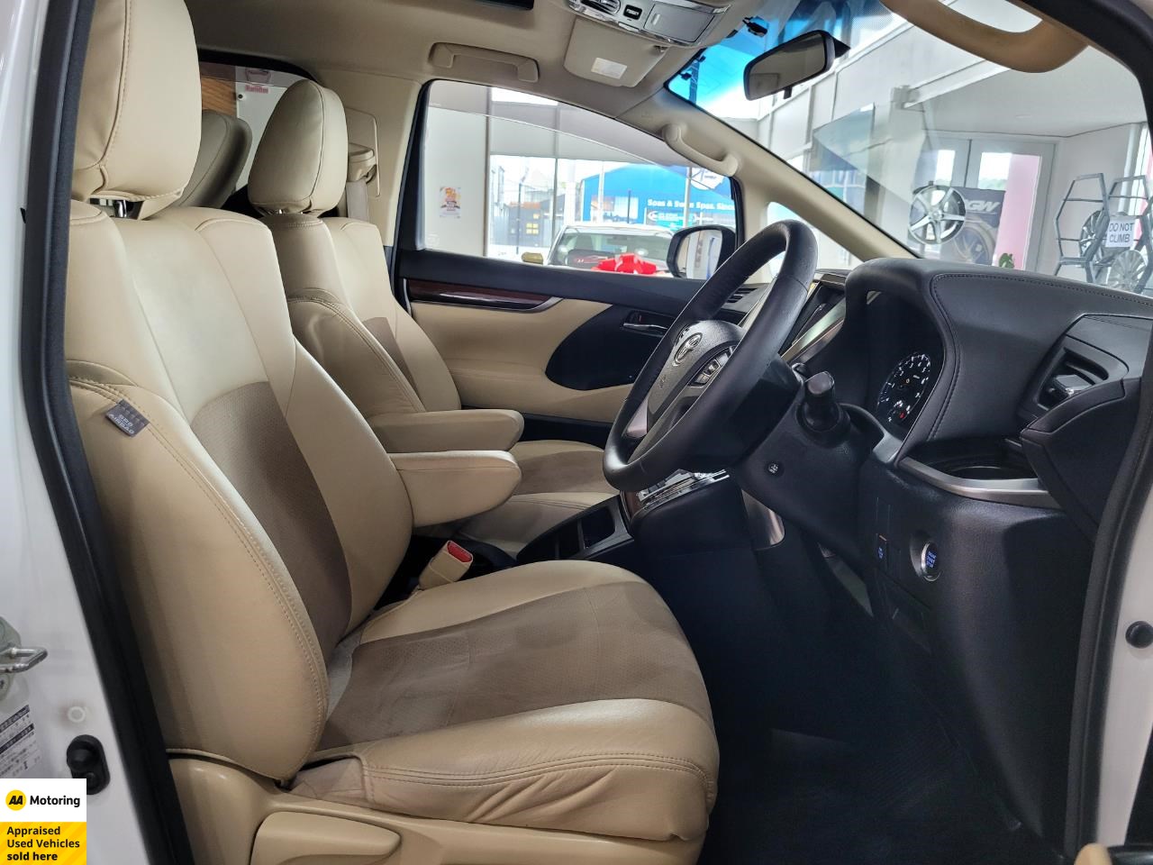 2016 Toyota Vellfire