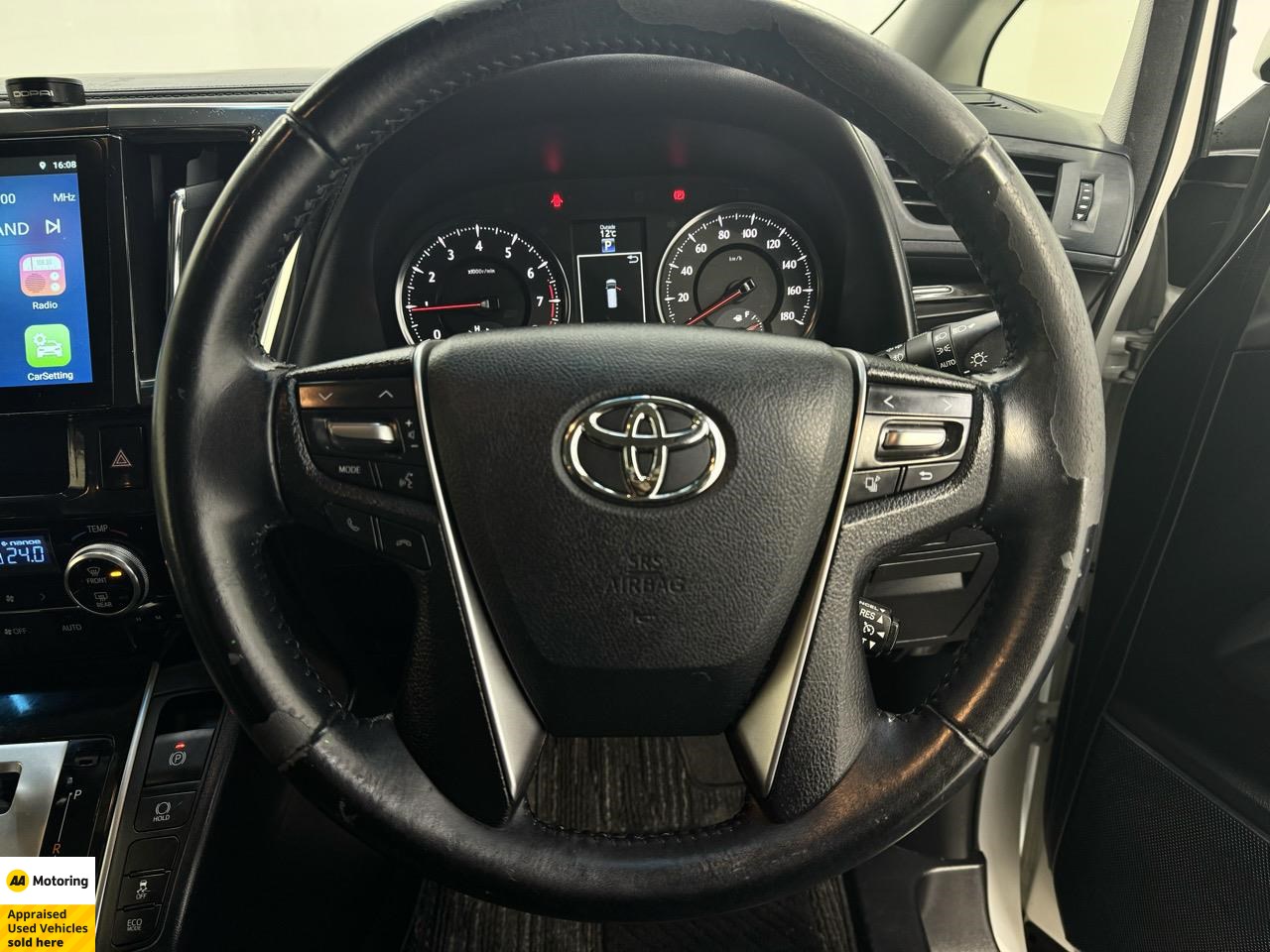 2016 Toyota Vellfire