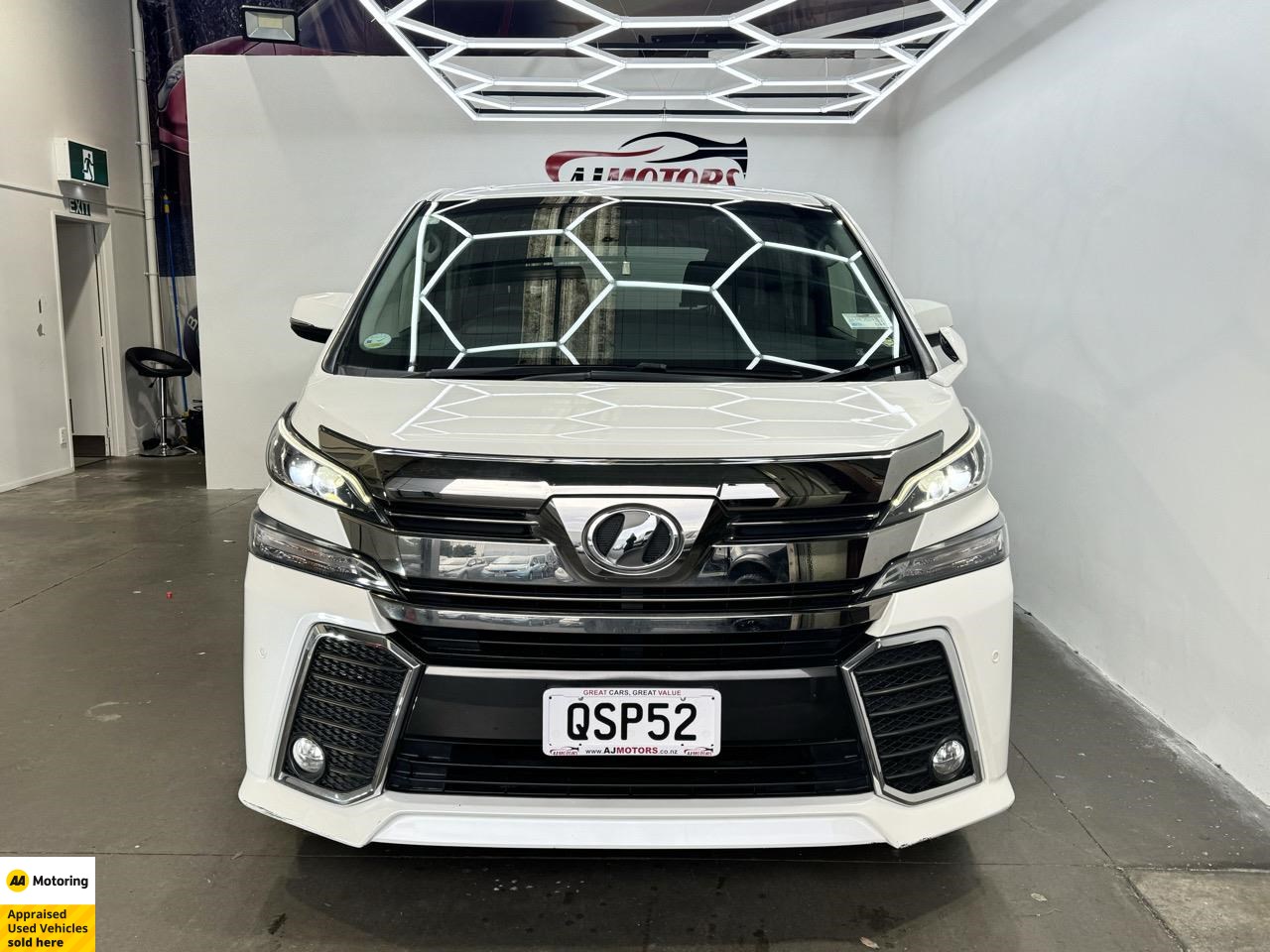 2016 Toyota Vellfire