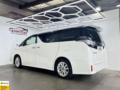 2016 Toyota Vellfire - Thumbnail