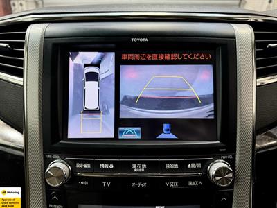 2012 Toyota Alphard - Thumbnail