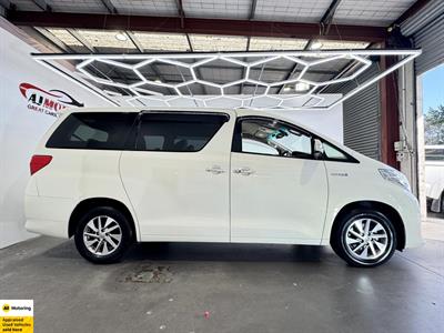 2012 Toyota Alphard - Thumbnail