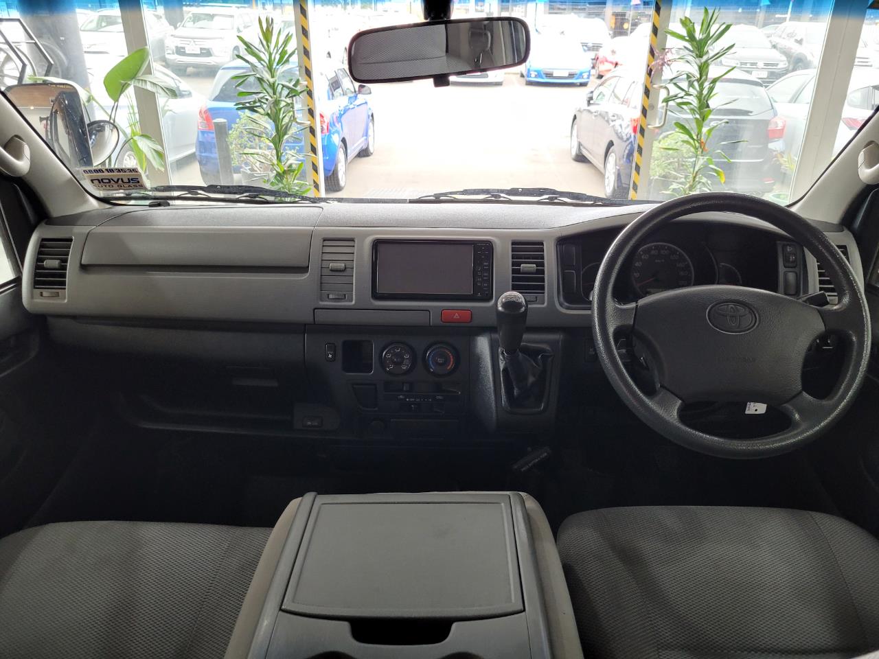 2006 Toyota Hiace