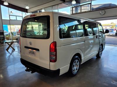 2018 Toyota Hiace - Thumbnail