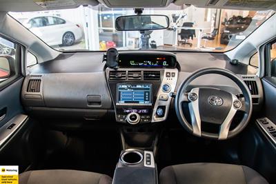 2012 Toyota Prius - Thumbnail