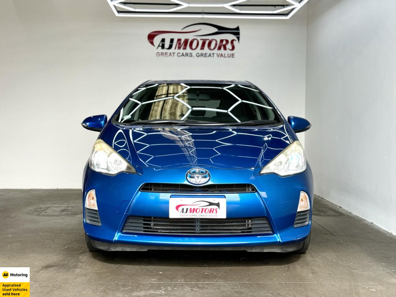 2013 Toyota Aqua