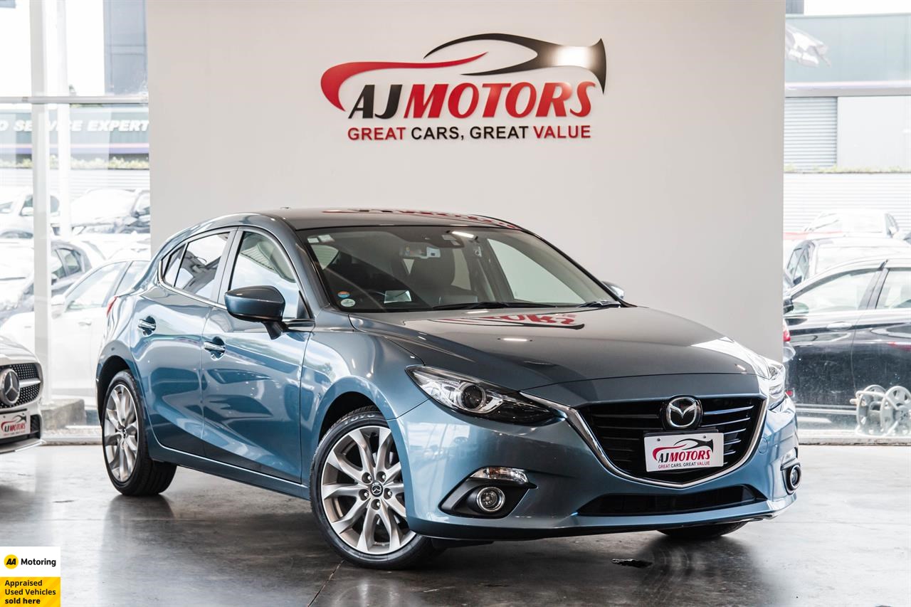 2014 Mazda Axela