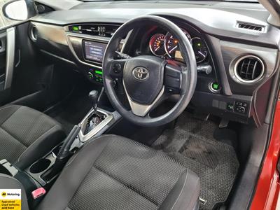 2013 Toyota Auris - Thumbnail