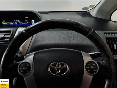 2011 Toyota Prius - Thumbnail