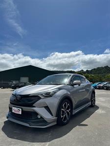 2017 Toyota C-HR - Thumbnail