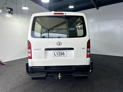 2019 Toyota Hiace - Thumbnail