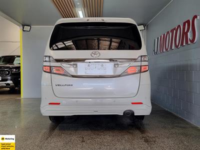 2013 Toyota Vellfire - Thumbnail