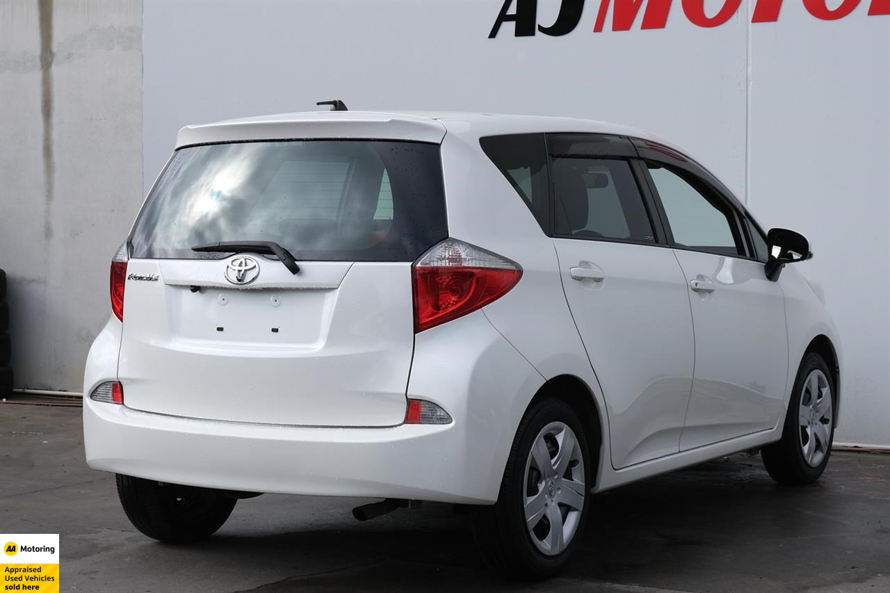 2014 Toyota Ractis