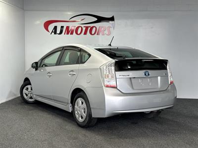 2009 Toyota Prius - Thumbnail