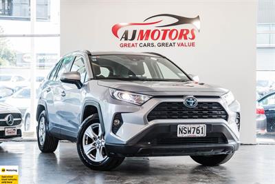 2021 Toyota RAV4 - Thumbnail