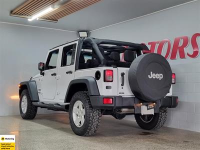 2016 Jeep Wrangler - Thumbnail