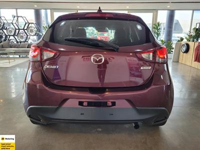 2016 Mazda Demio - Thumbnail