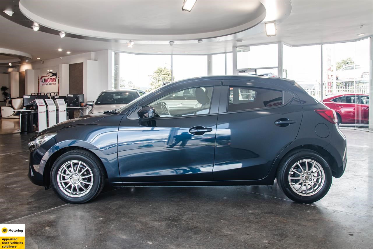 2015 Mazda Demio